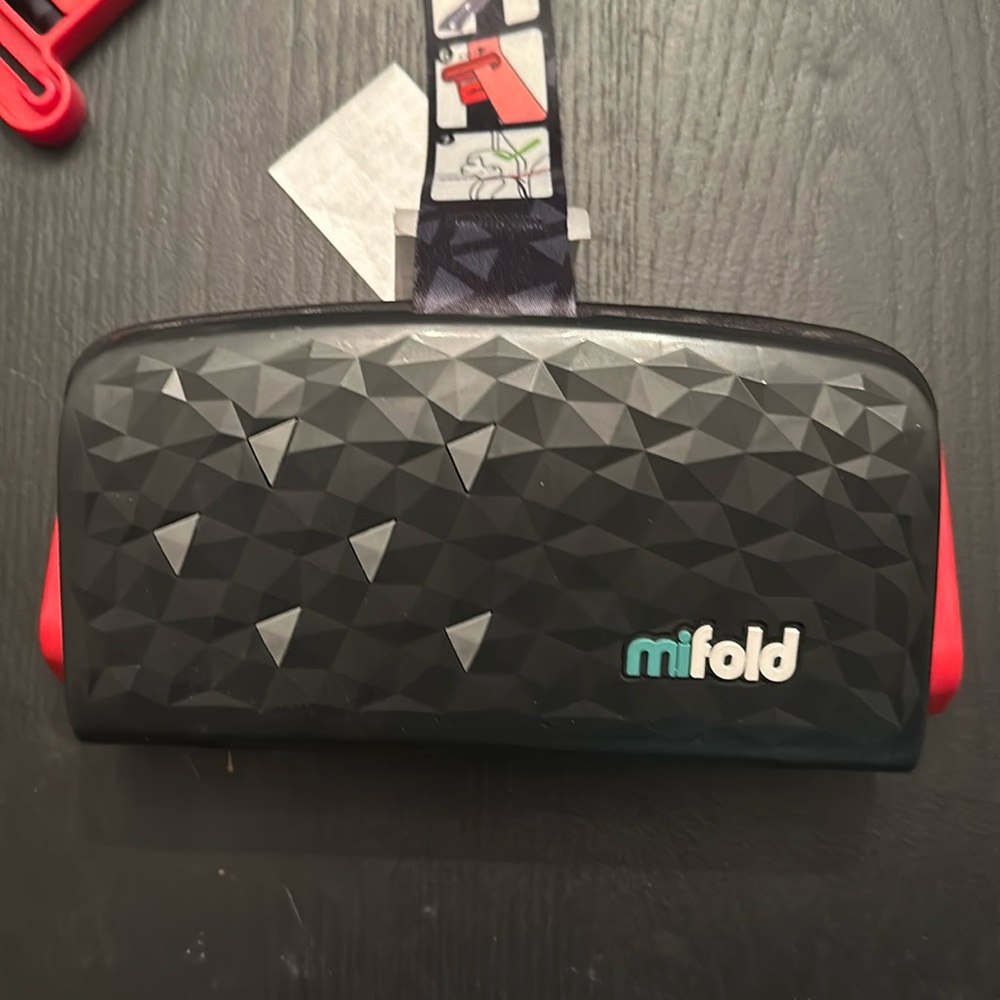 Mifold folding booster seat